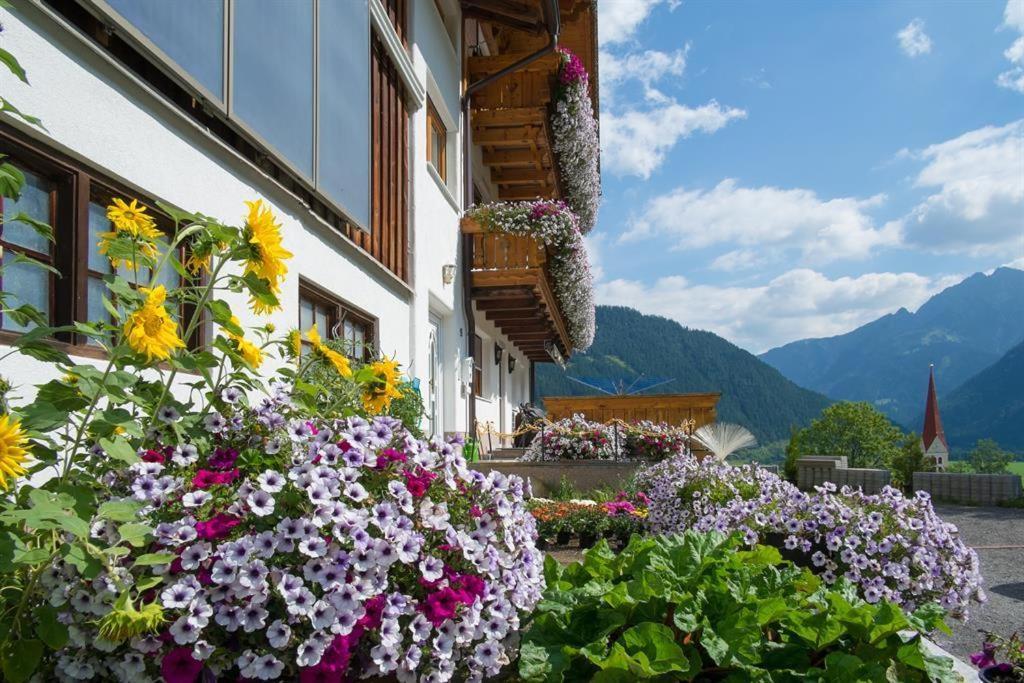 Alpenview Lechtal Appartement Holzgau Buitenkant foto
